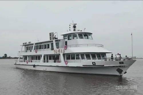 獨具赫哲族元素的游船與集成電路設計的跨界交響 黑龍江國有船企自主創新的一次性試航成功